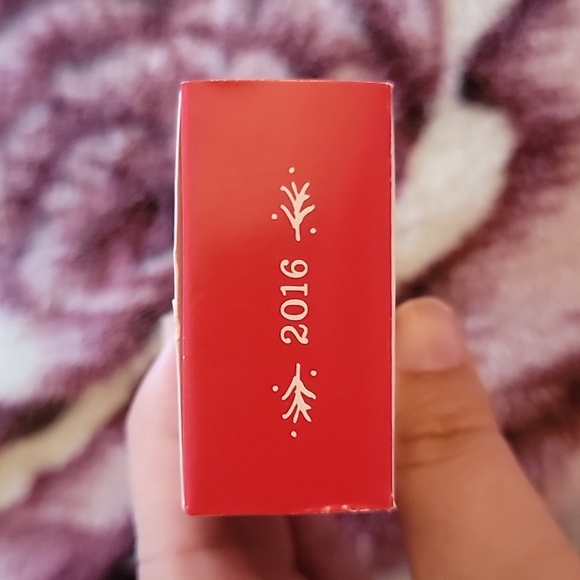 Hallmark Keepsake - Picture 7 of 8